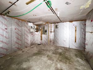 BASEMENT- click for photo gallery